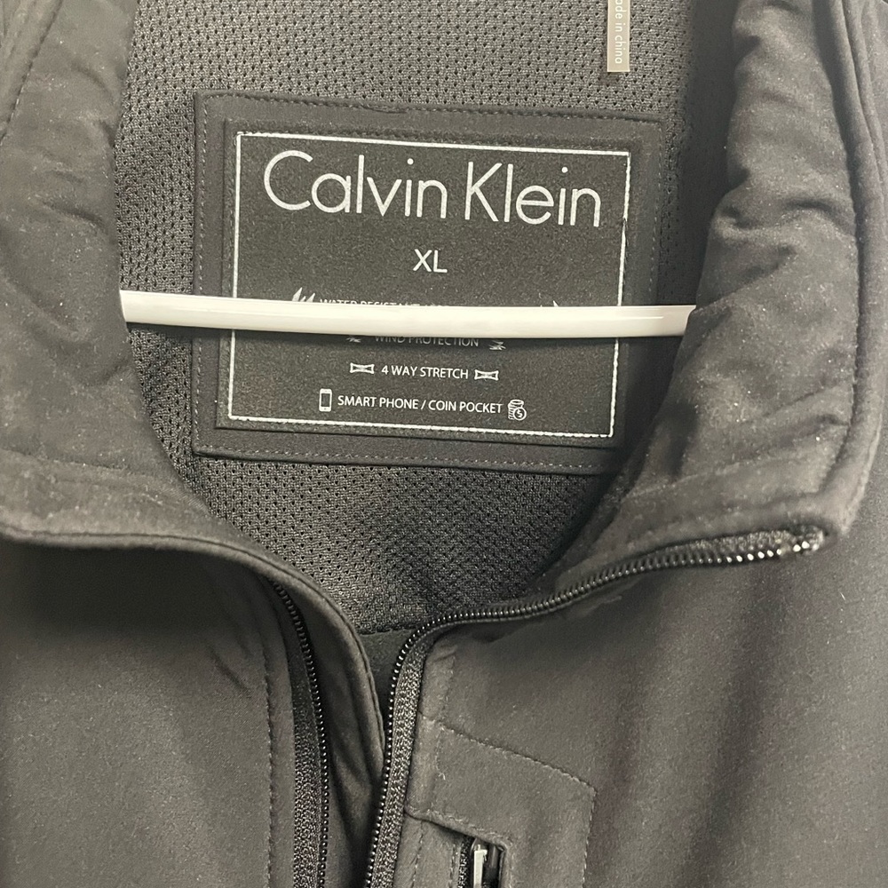 Calvin Klein Jacket🔥 - Picture 2 of 3